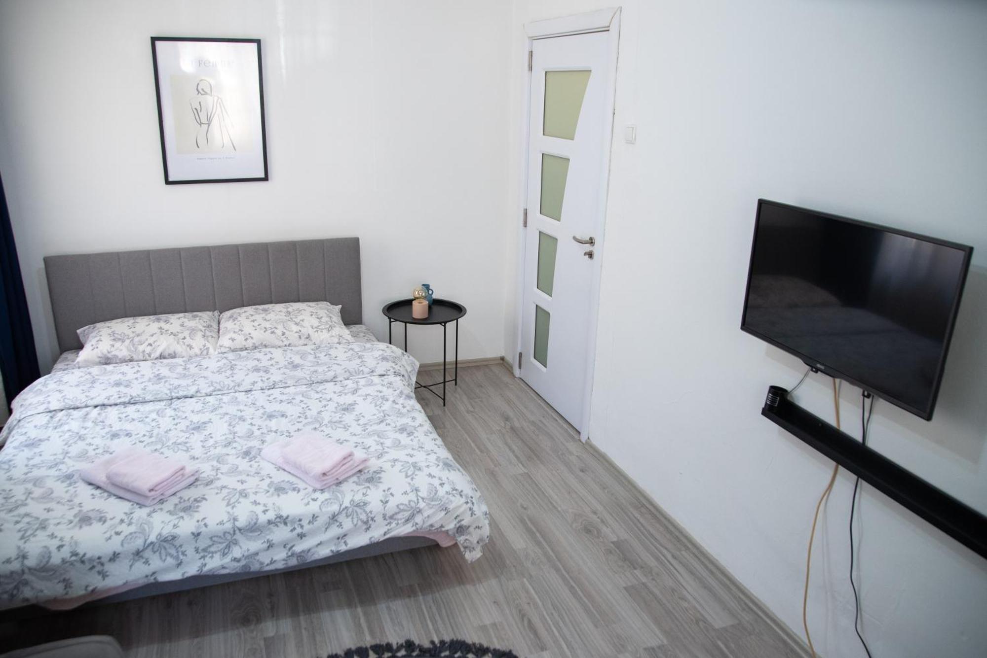 Nano Apartment Prizren Bagian luar foto