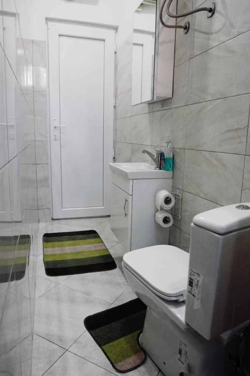 Nano Apartment Prizren Bagian luar foto
