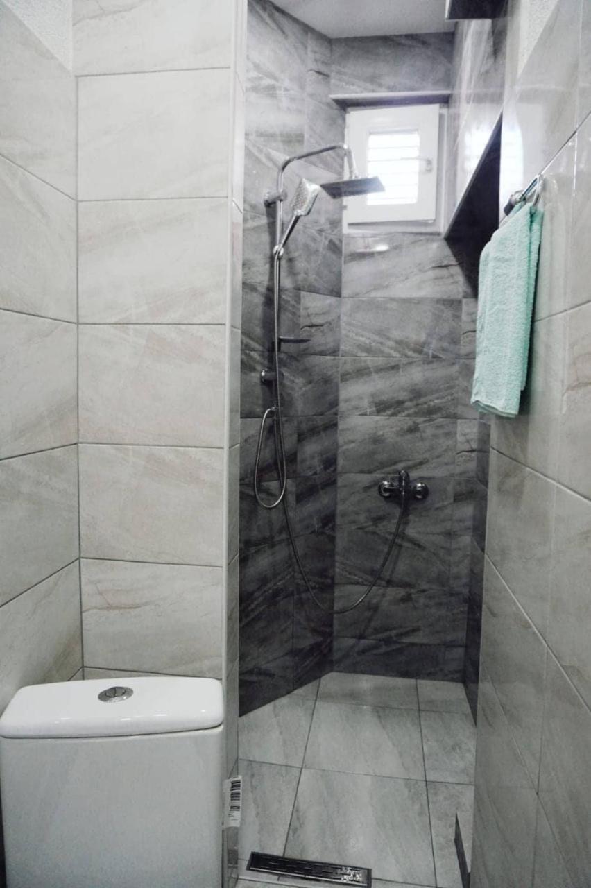 Nano Apartment Prizren Bagian luar foto